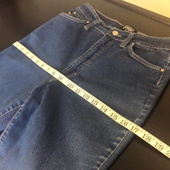 GIANFRANCO FERRE Vintage capri jeans medium stone wash, size 28 US - Picture 11 of 17